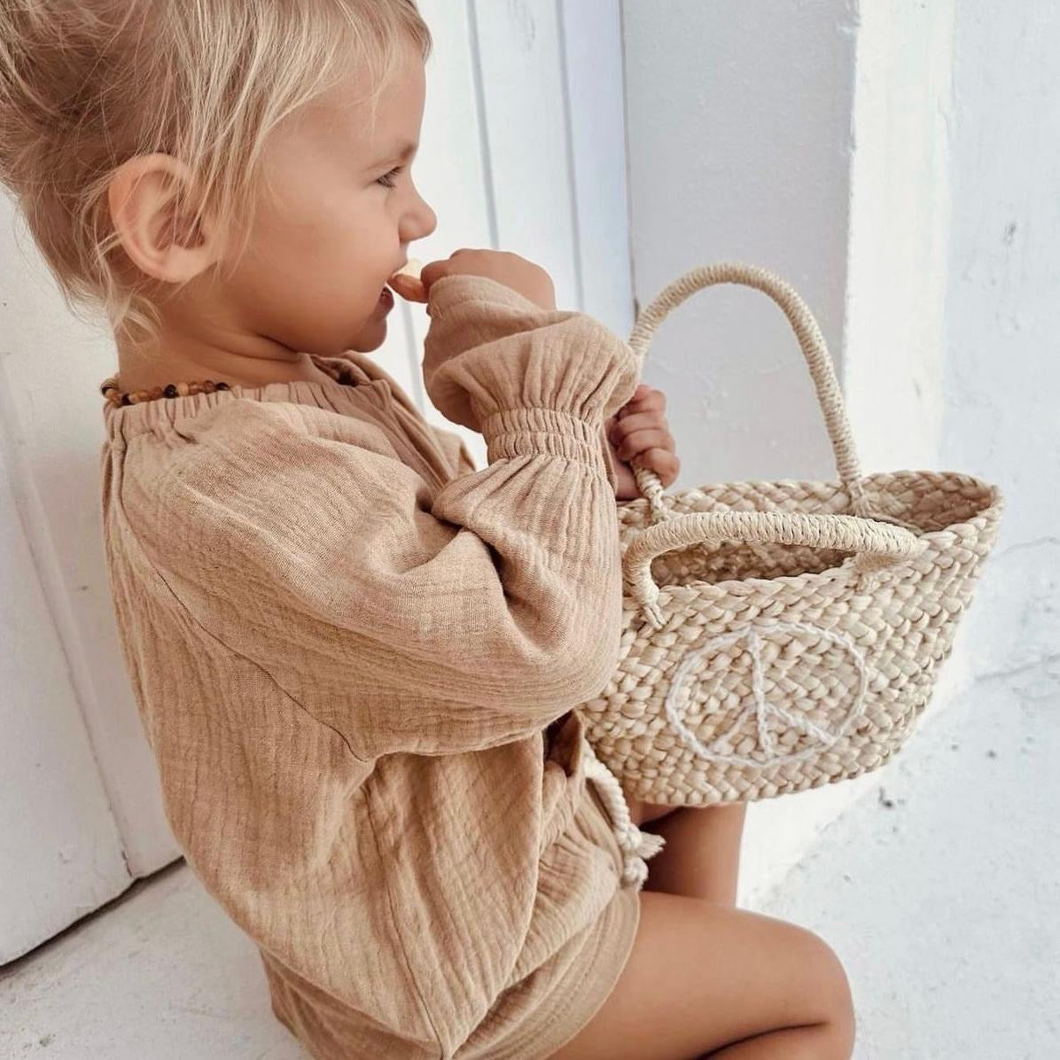 MUSLIN SET WITH RUFFLE CUFF