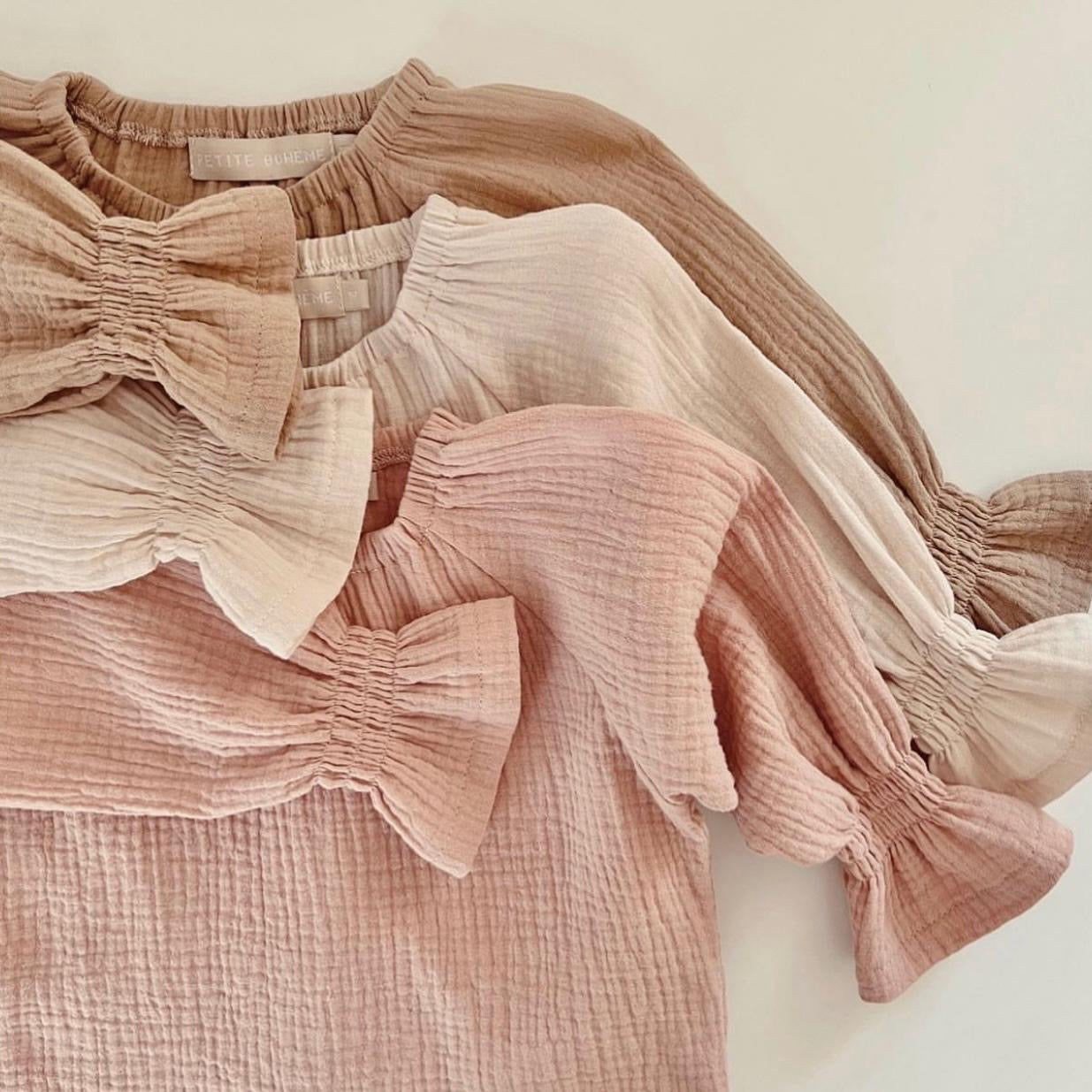 MUSLIN SET WITH RUFFLE CUFF